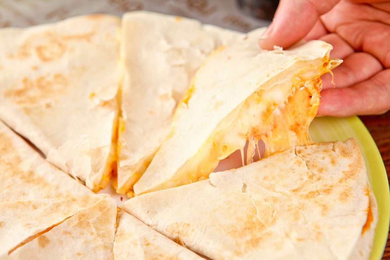 Quesadilla na patelni – pyszna przekąska