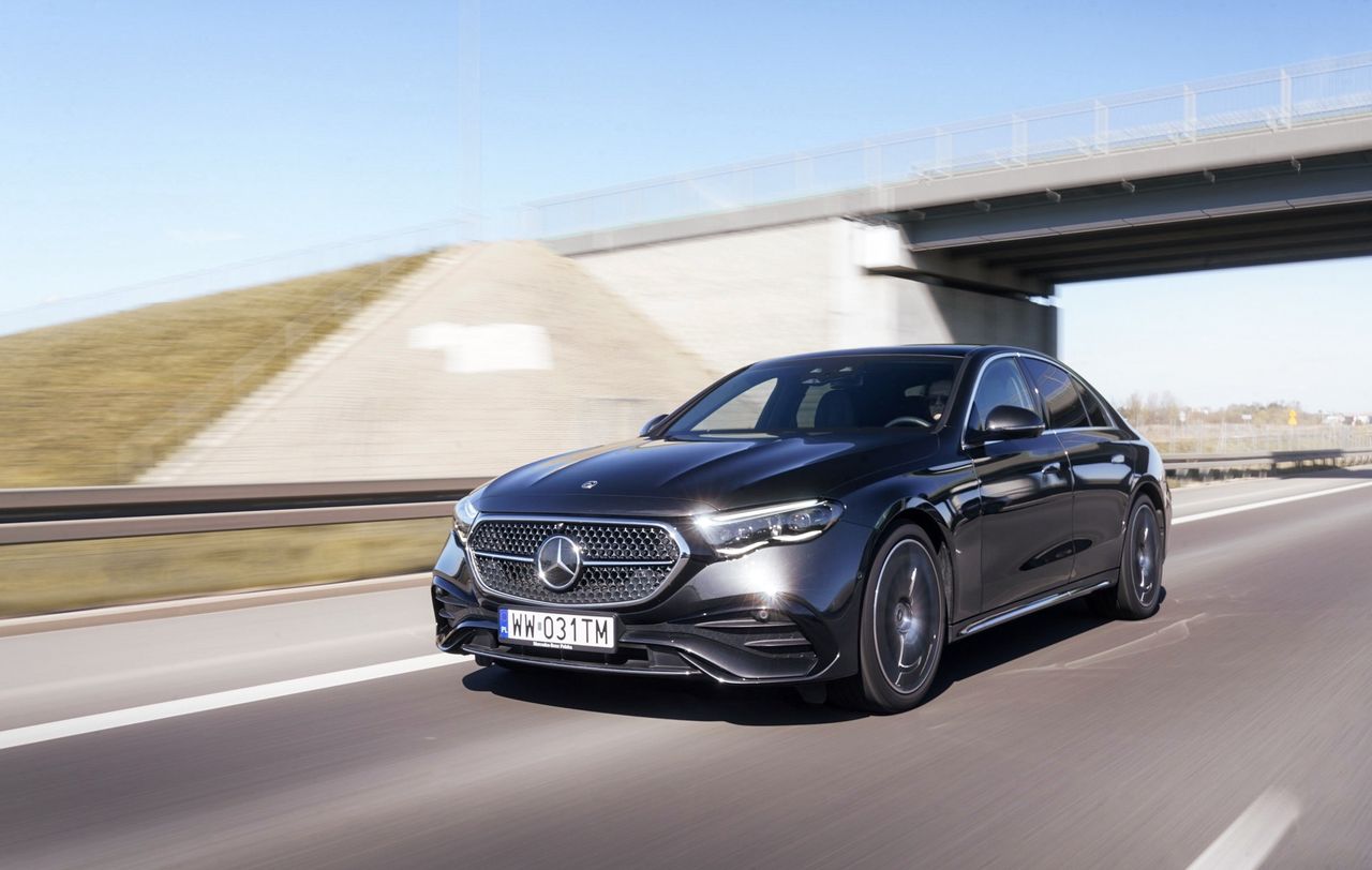 Test: Mercedes Klasy E 220d - nic nie pali, ale to wnętrze...