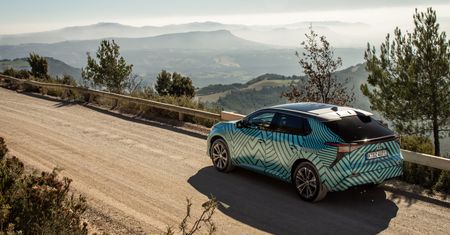 Pierwsza jazda: Toyota bZ4X - nieco spóźniona, ale z solidnymi argumentami