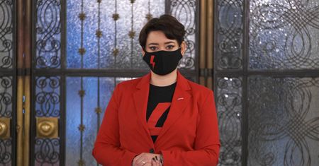 Biologiczna Bzdura Roku. Posłanka Lewicy przebiła Dudę i Czarnka