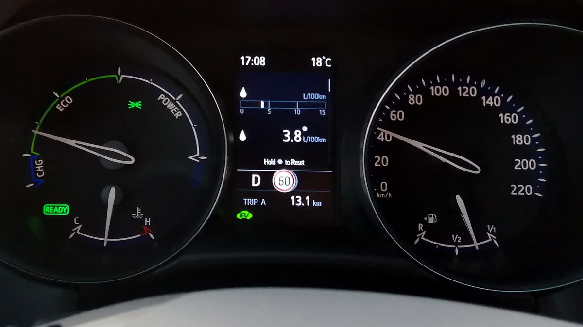 184 KM w kompaktowym crossoverze, a spalanie w mieście może pozytywnie zaskoczyć