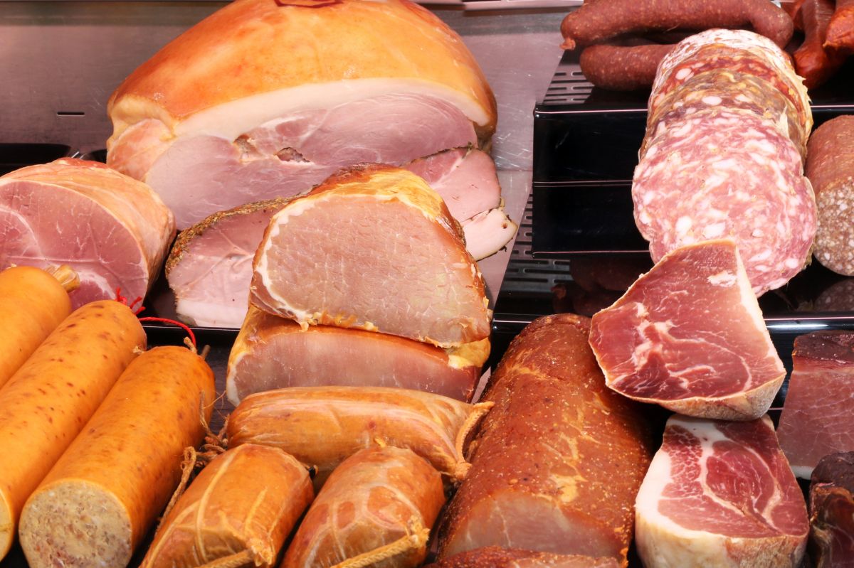 Przysmak Polaków wybrany najgorszym produktem mięsnym świata