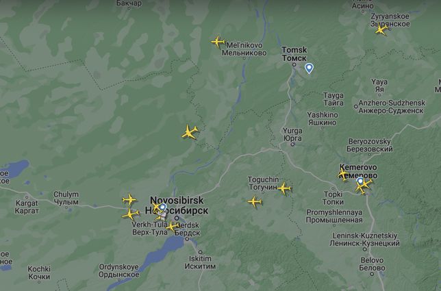 Samolot wylądował w szczerym polu koło Noiwosybirska