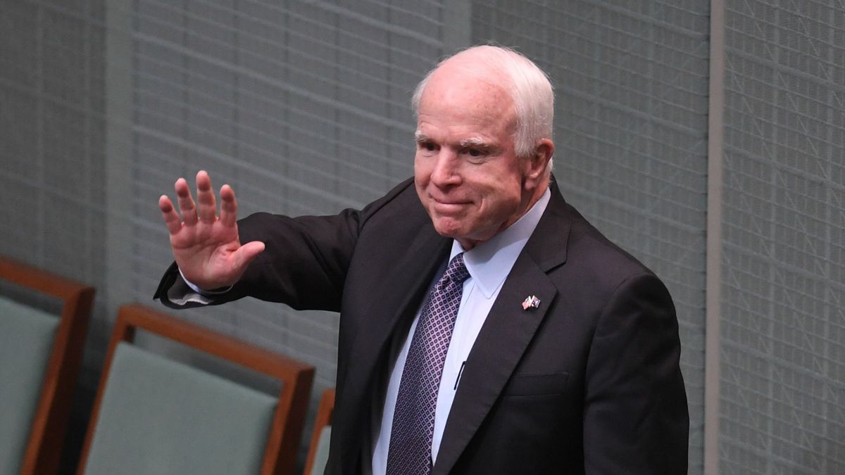 Nie żyje senator John McCain