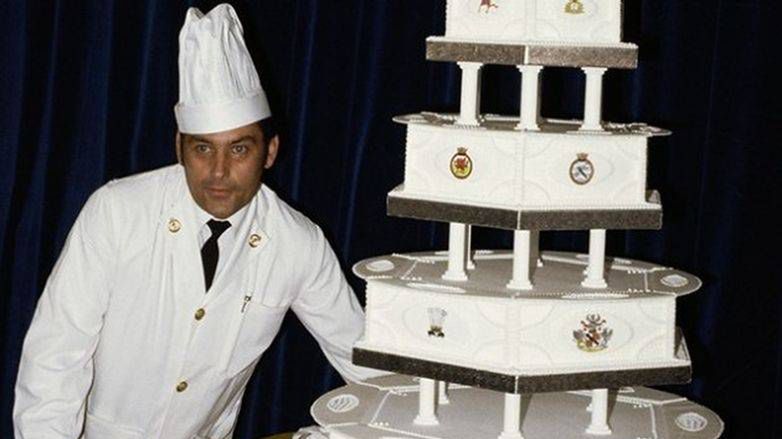 Tort ślubny księżnej Diany i księcia Karola
Fotografia: screen z Vanityfair.com/http://www.vanityfair.com/online/daily/2014/08/princess-diana-prince-charles-wedding-cake-slice