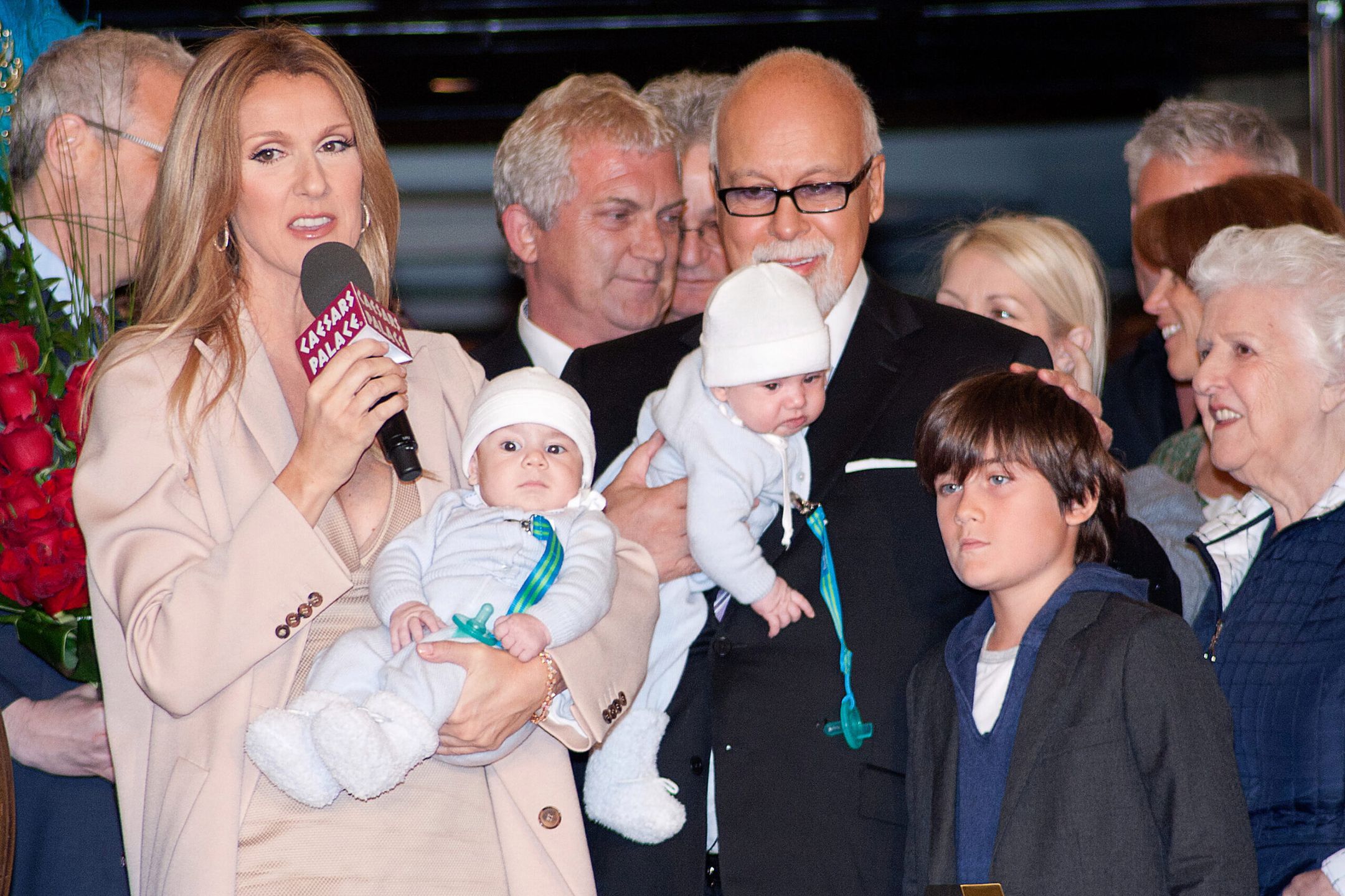 Młodsi synowie Celine Dion jako niemowlęta