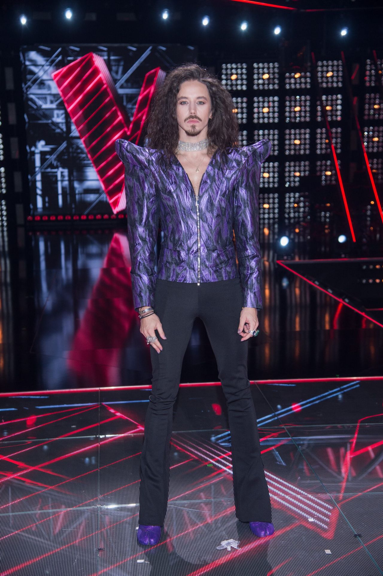 Michał Szpak podczas finałowego odcinka The Voice of Poland