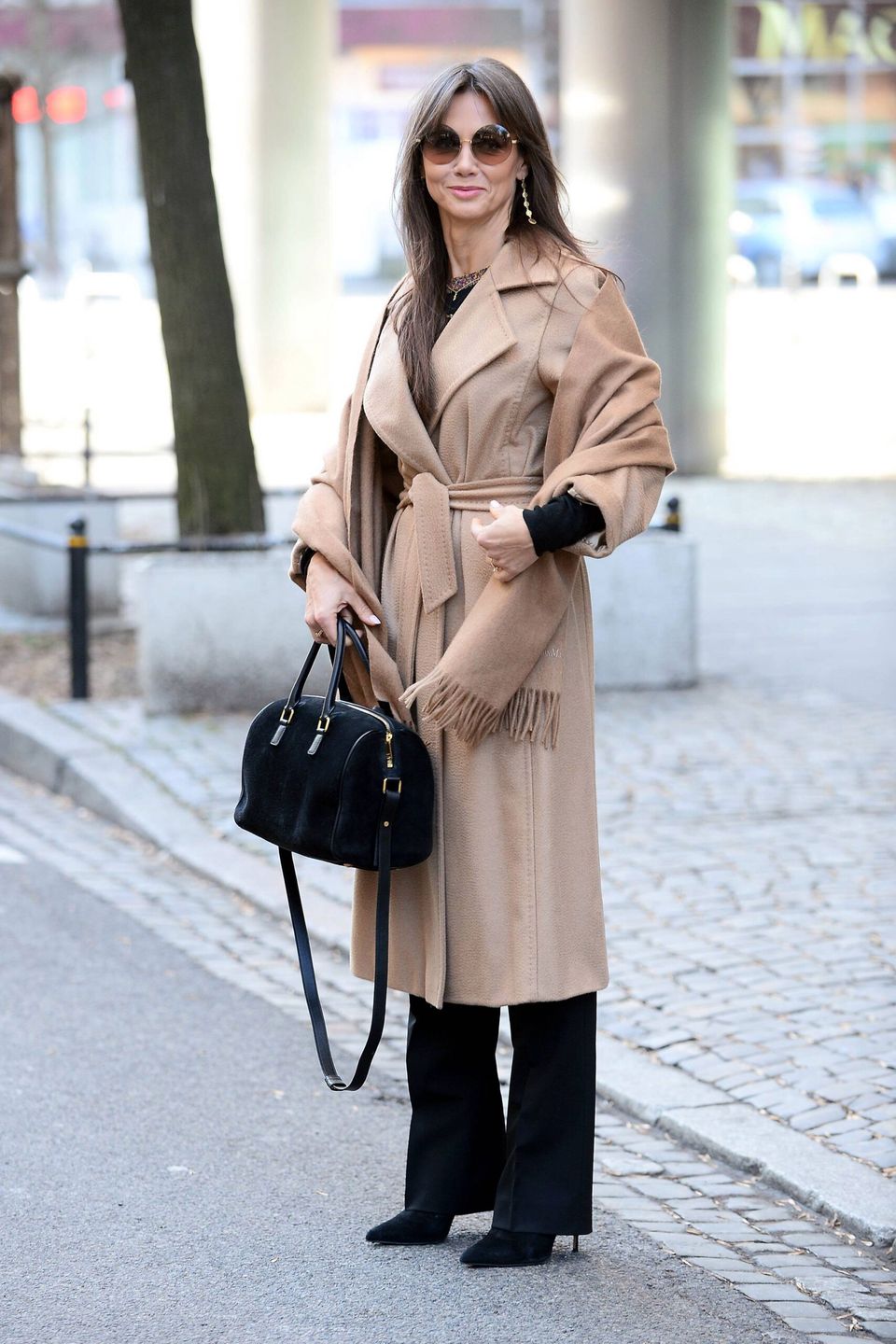Kinga Rusin w eleganckiej stylizacji