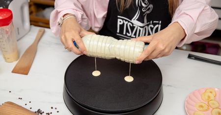 Mini pancakes z butelki. Pokochają je nie tylko dzieci