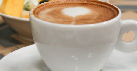 Zakazane na śniadanie. 8 produktów, których nie wolno jeść na pusty żołądek.