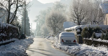 Nadchodzi zima dla kierowców. Co zrobić, by auto odpaliło, nawet gdy temperatury spadają poniżej zera?