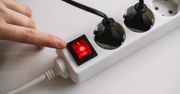 Przygotuj swój dom do wyjazdu na Wszystkich Świętych i zmniejsz wysokość rachunków za energię elektryczną