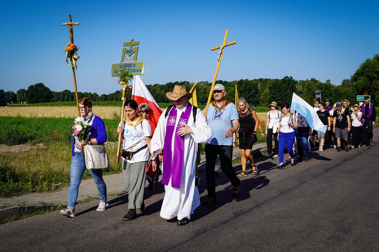 Z Górki Klasztornej na Jasną Górę