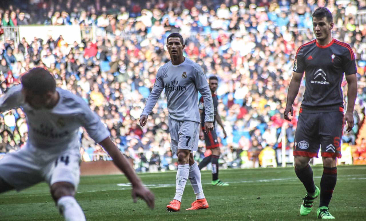 Podwójny problem Juventusu z Cristiano Ronaldo. Portugalczyk nie kwapi się z powrotem do klubu, a na Maderze jest coraz więcej osób z koronawirusem