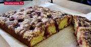 Szybkie ciasto z sezonowymi owocami