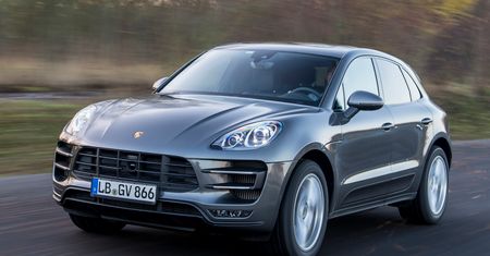 Kolejne przeszukania i zatrzymania w sprawie manipulacji przy emisji spalin. Na celowniku zarząd Porsche