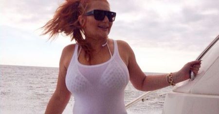 Marta Grycan odpoczywa na jachcie