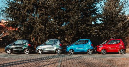 Mikroauta wchodzą na polski rynek. Mają być receptą na brak miejsc parkingowych