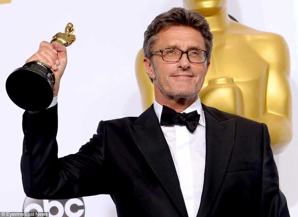 Paweł Pawlikowski z Oscarem za "Idę"