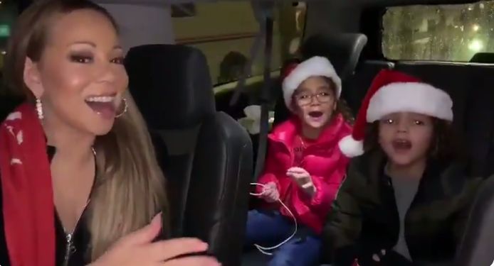 Mariah Carey uczy dzieci "All I Want For Christmas". Urocze wideo
