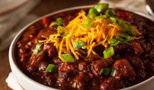 Chili con carne - meksykański klasyk. Jednogarnkowe danie idealne na chłody