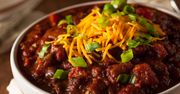 Chili con carne - meksykański klasyk. Jednogarnkowe danie idealne na chłody