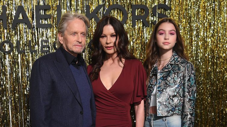 Michael Douglas i Catherine Zeta-Jones z nastoletnią córką Carys