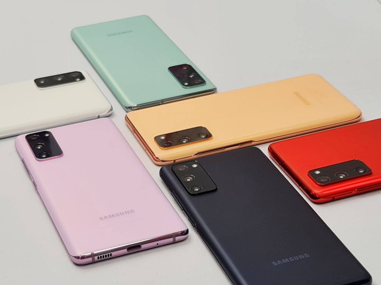 Samsung Galaxy S20 FE to murowany hit. Pierwsze wrażenia i zdjęcia z aparatu