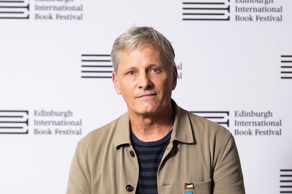 2025 Edinburgh International Book Festival - August 24EDINBURGH, SCOTLAND - AUGUST 24: Actor Viggo Mortensen attends a photocall during the 2025 Edinburgh International Book Festival at Edinburgh Futures Institute on August 24, 2025 in Edinburgh, Scotland.  (Photo by Roberto Ricciuti/Getty Images)Roberto Ricciutiphoto call, looking at the camera, edinburgh futures institute, festival, colour image