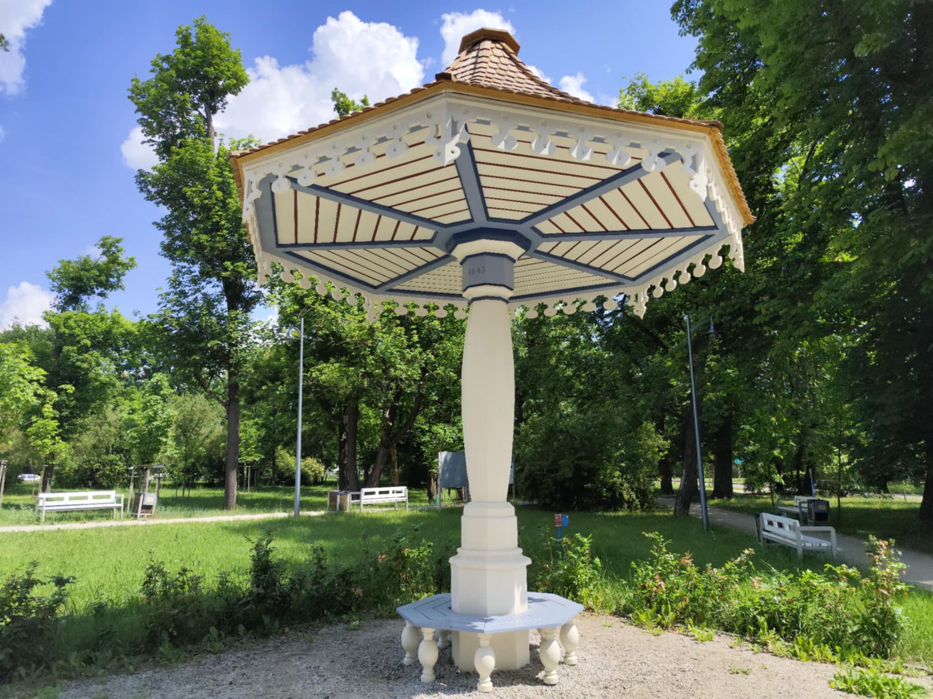 Grzybek w Ogrodzie Muzyków