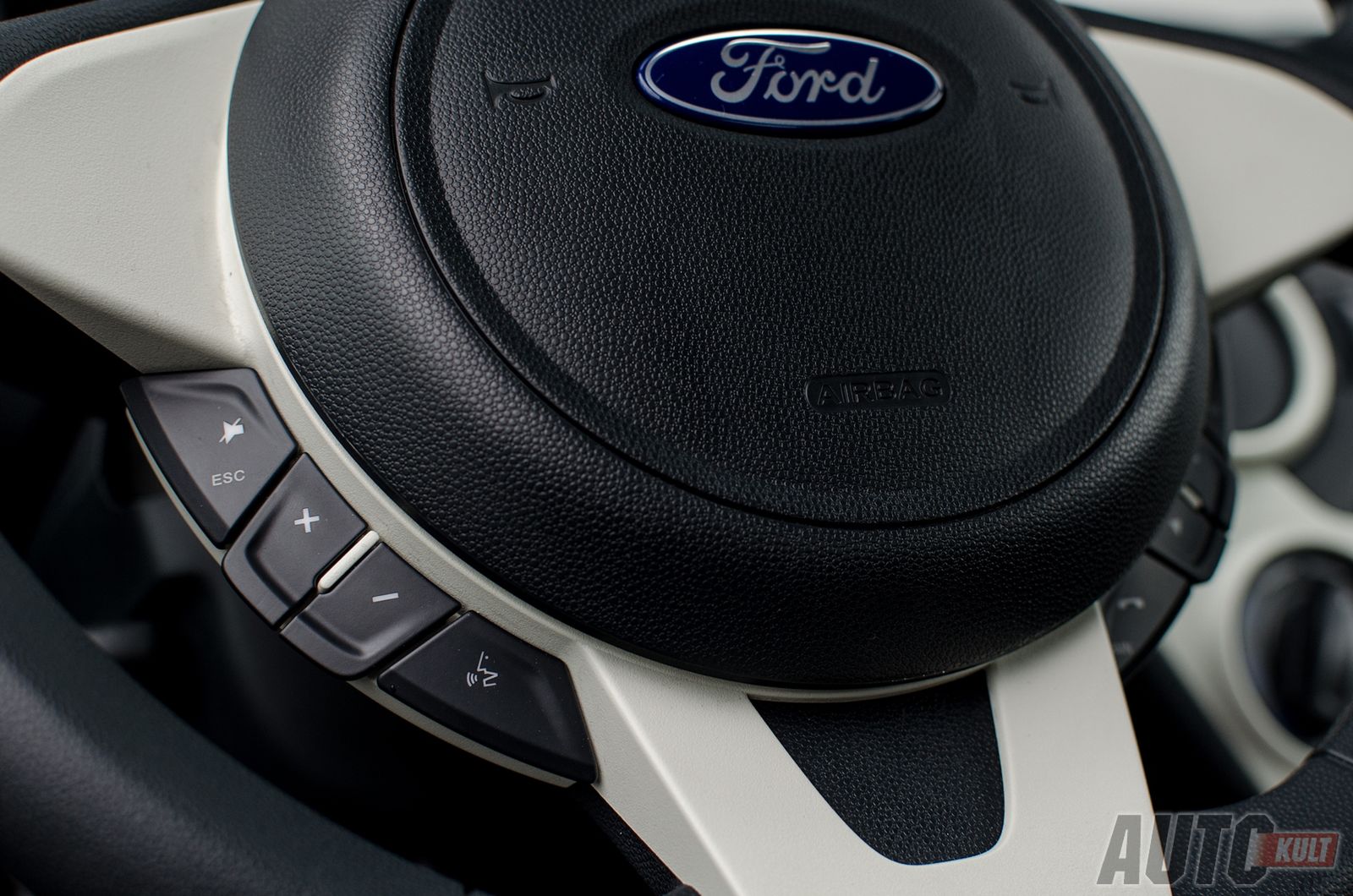 Ford Ka 1,2 Trend+ - test [galeria] 12