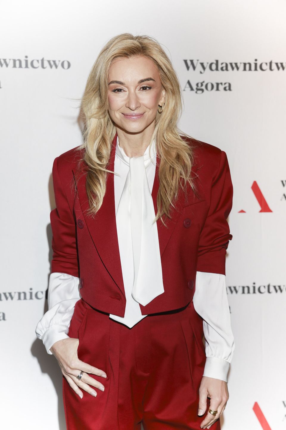 Martyna Wojciechowska wybiera warstwowe pukle