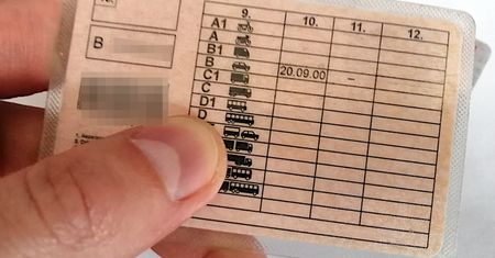 Zdawali prawko metodą "na Chińczyka". Tarnowski sąd ogłosił wyrok