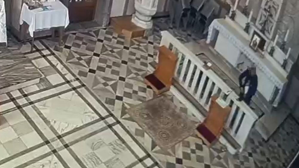 Zdjęcie z monitoringu kościoła 