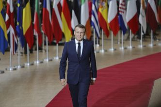 Koronawirus we Francji. Macron ogłasza plan łagodzenia restrykcji