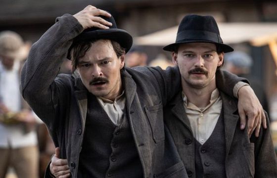 Maciej Bochniak: "Magnezja" to nasz hołd dla westernów z lat 70. (wywiad)