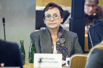 Burza wokół Trybunału Konstytucyjnego. Kim jest sędzia Anna Korwin-Piotrowska?