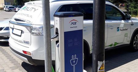 Nowe stacje ładowania aut elektrycznych od PGE w Lublinie. Sprawdź ich lokalizacje