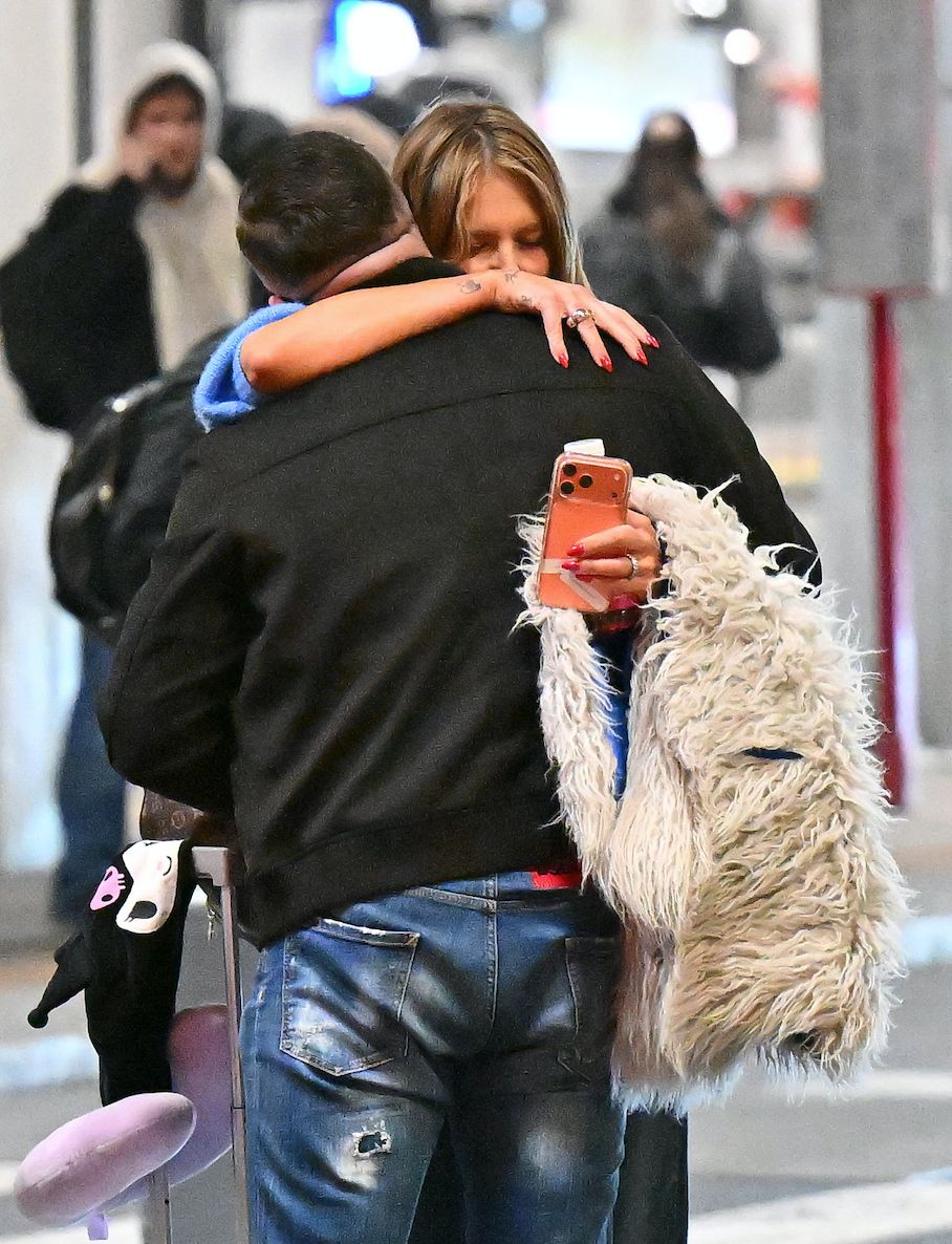 Monika Goździalska na lotnisku z nowym facetem?