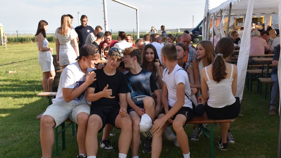 W weekend, 21-22 czerwca na placu przy OSP w Szczytnikach odbyła się tradycyjna zabawa przed rozpoczęciem wakacji. Na mieszkańców gminy i ich gości czekało wiele atrakcji.