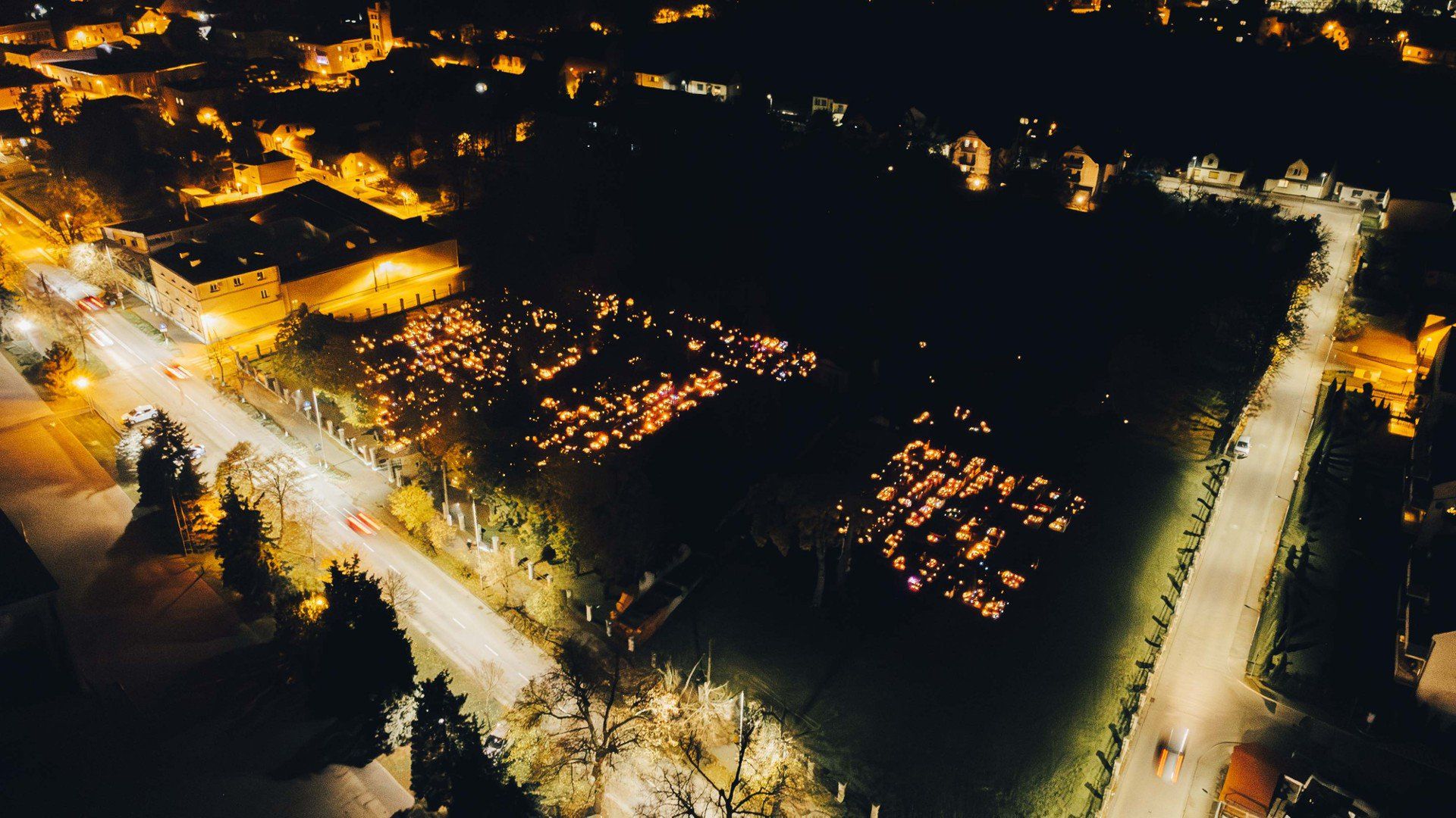 Rozświetlone cmentarze Wągrowca - chwile zadumy i pamięci