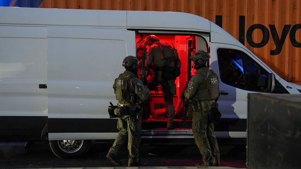Ousted Venezuelan President Nicolas Maduro Appears In Federal Court
Law enforcement officers prepare to transport ousted Venezuelan President Nicolas Maduro to federal court, outside the Metropolitan Detention Center (MDC) in the Brooklyn borough of New York, US, on Monday, Jan. 5, 2026. The indictment released on Saturday accuses Maduro and others of partnering with groups including the Sinaloa Cartel and Tren de Aragua, which have been designated by the US as foreign terrorist organizations. Photographer: Christian Monterrosa/Bloomberg via Getty Images
Bloomberg
u.s., latam, south american, north american, judiciary, us, united states of america, americas, courts, latin, latam, justice, u.s.a., american, venezuelan
