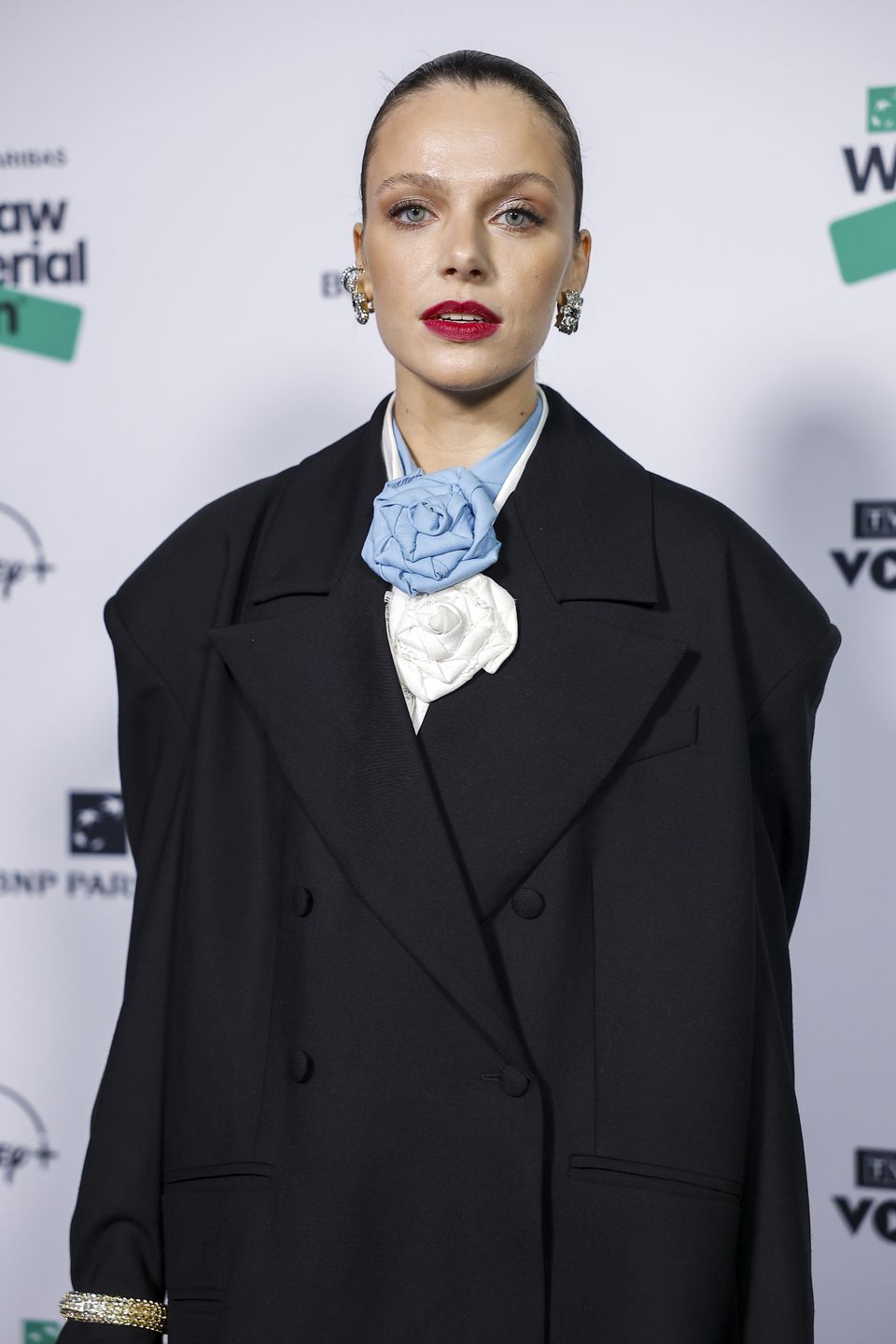 Vanessa Aleksander postawiła na oryginalny detal 