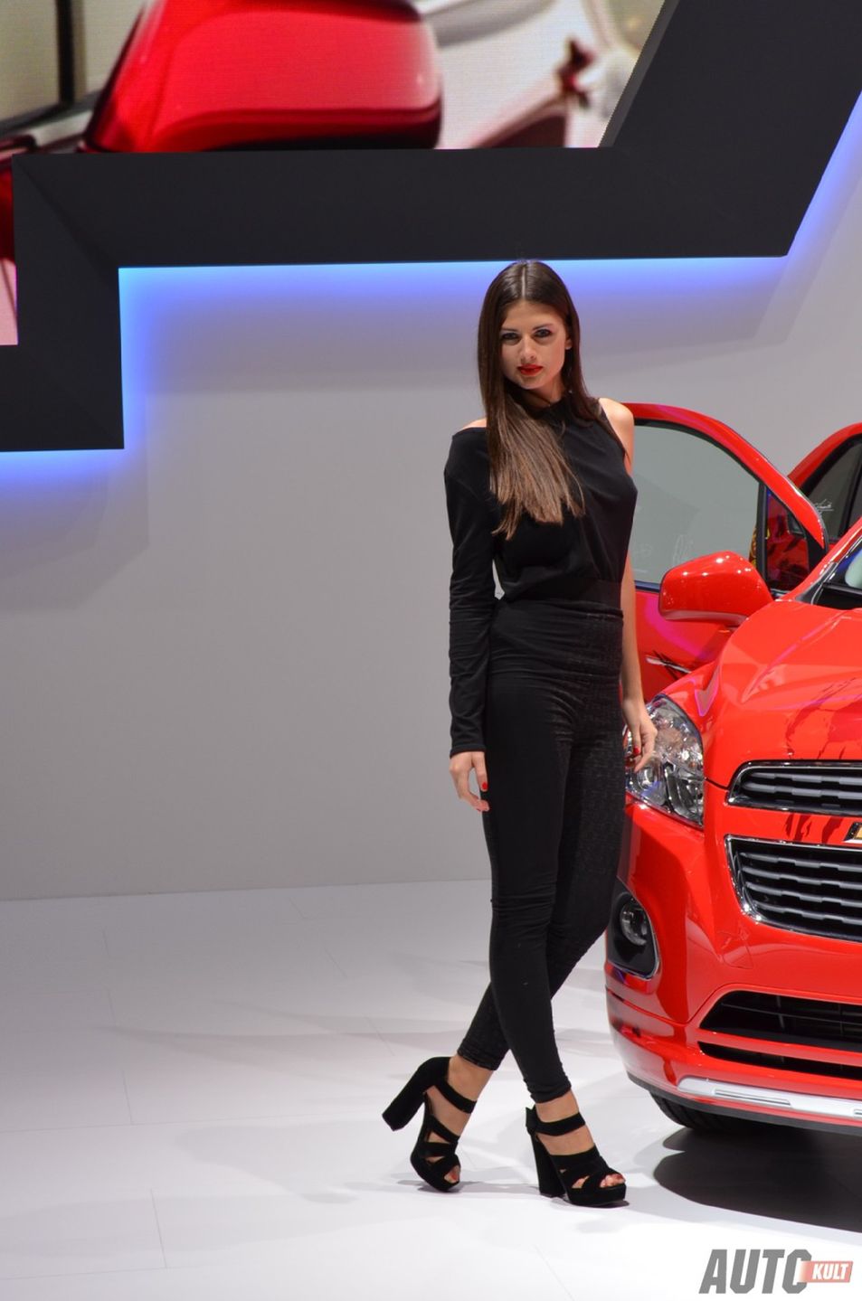 Hostessy z Paris Motor Show 2012 [galeria] 74