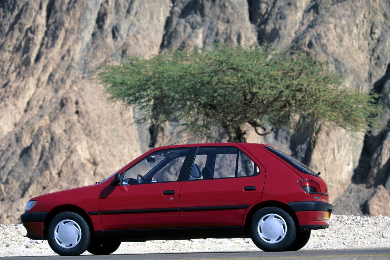 1993 - 1997 Peugeot 306 5D