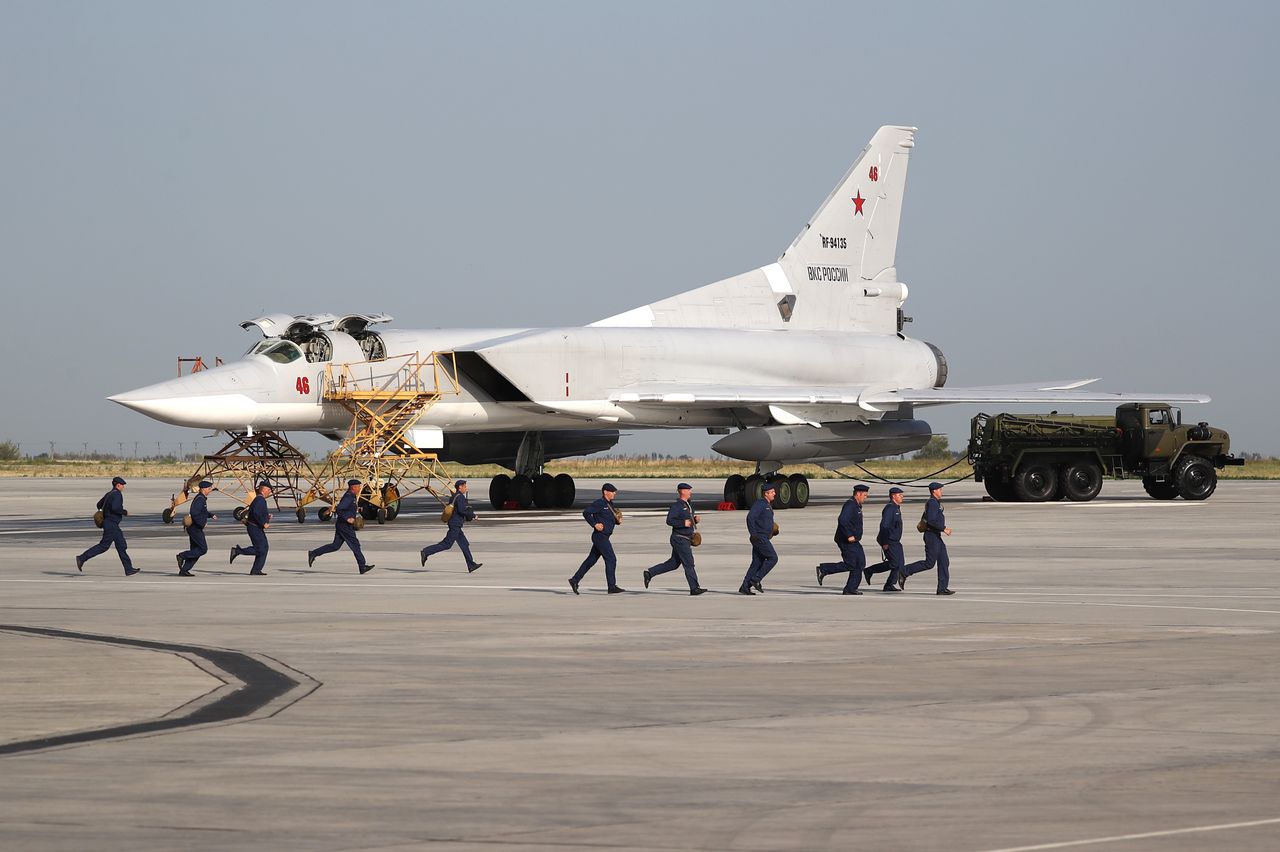 Rosyjskie Tu-22M3 nad Morzem Śródziemnym. "Ćwiczenia bombowców"