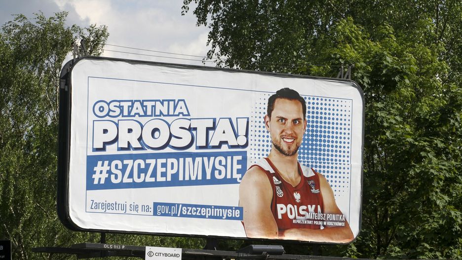 Billboard kampanii rz?dowej #Szczepimysi?24.05.2021 Olsztyn Billboard z kampanii rzadowej na rzecz szczepien przeciwko Covid-19 z napisem #Szczepimysie  fot. Artur Szczepanski/REPORTERArtur Szczepanski/REPORTER