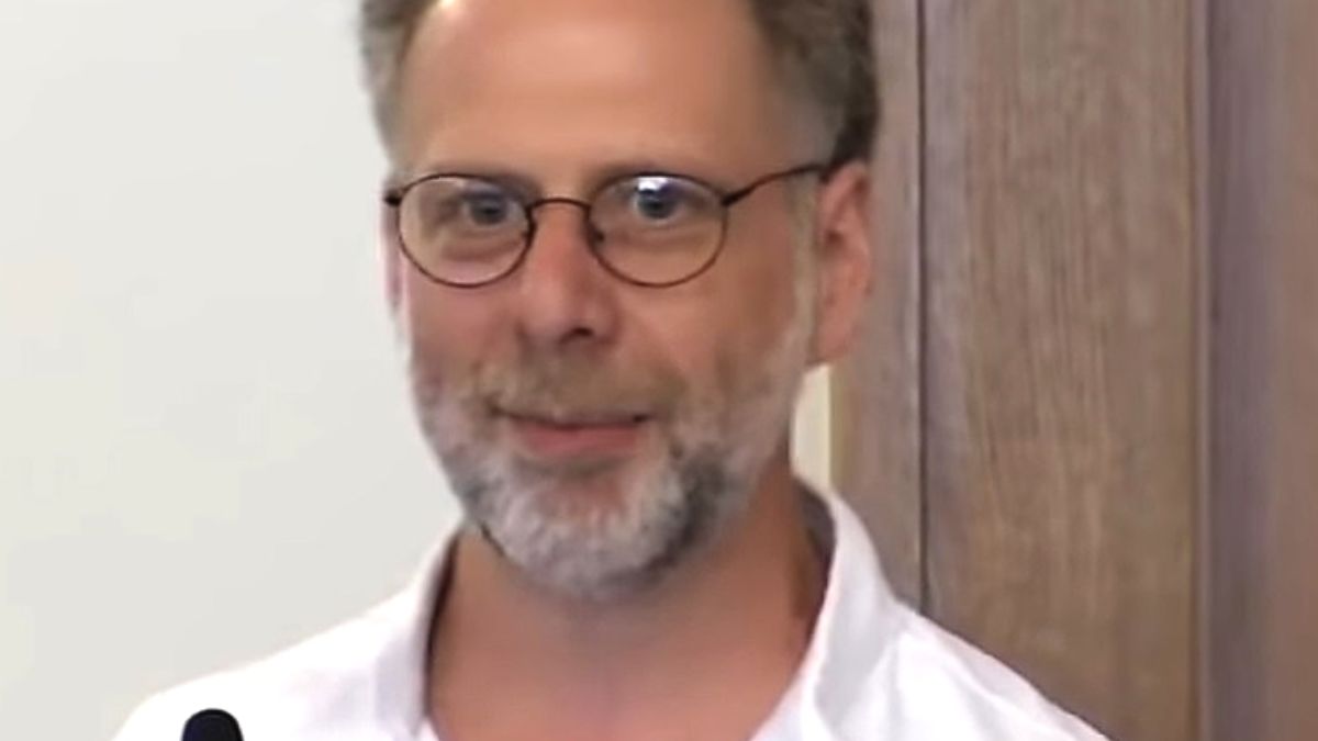 Doktor Daniel Lieberman obala mit na temat optymalnej długości snu