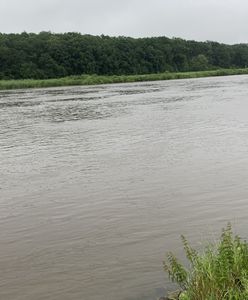 Dolny Śląsk. Stany alarmowe na rzekach. Lokalne podtopienia i alarm przeciwpowodziowy w Kłodzku