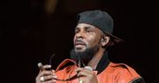 R.Kelly molestował, gwałcił i... kazał pić mocz swoim fankom!